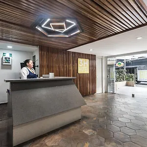 Simon Hotel