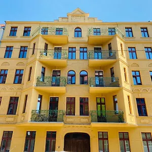 maeckiego-21.poznan-hotels.com/