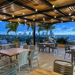 Hotel Wyndham Garden ***